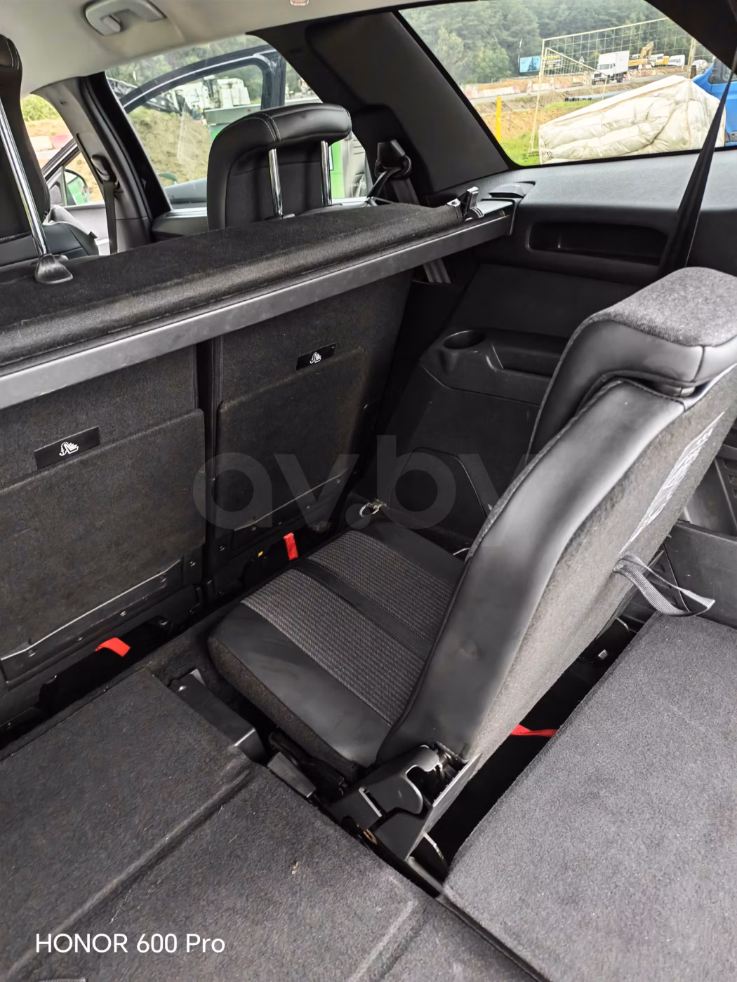 Peugeot 5008 фото 10