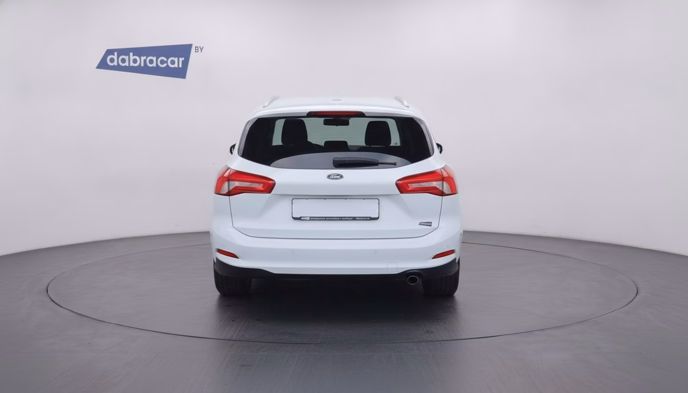 Ford Focus фото 6