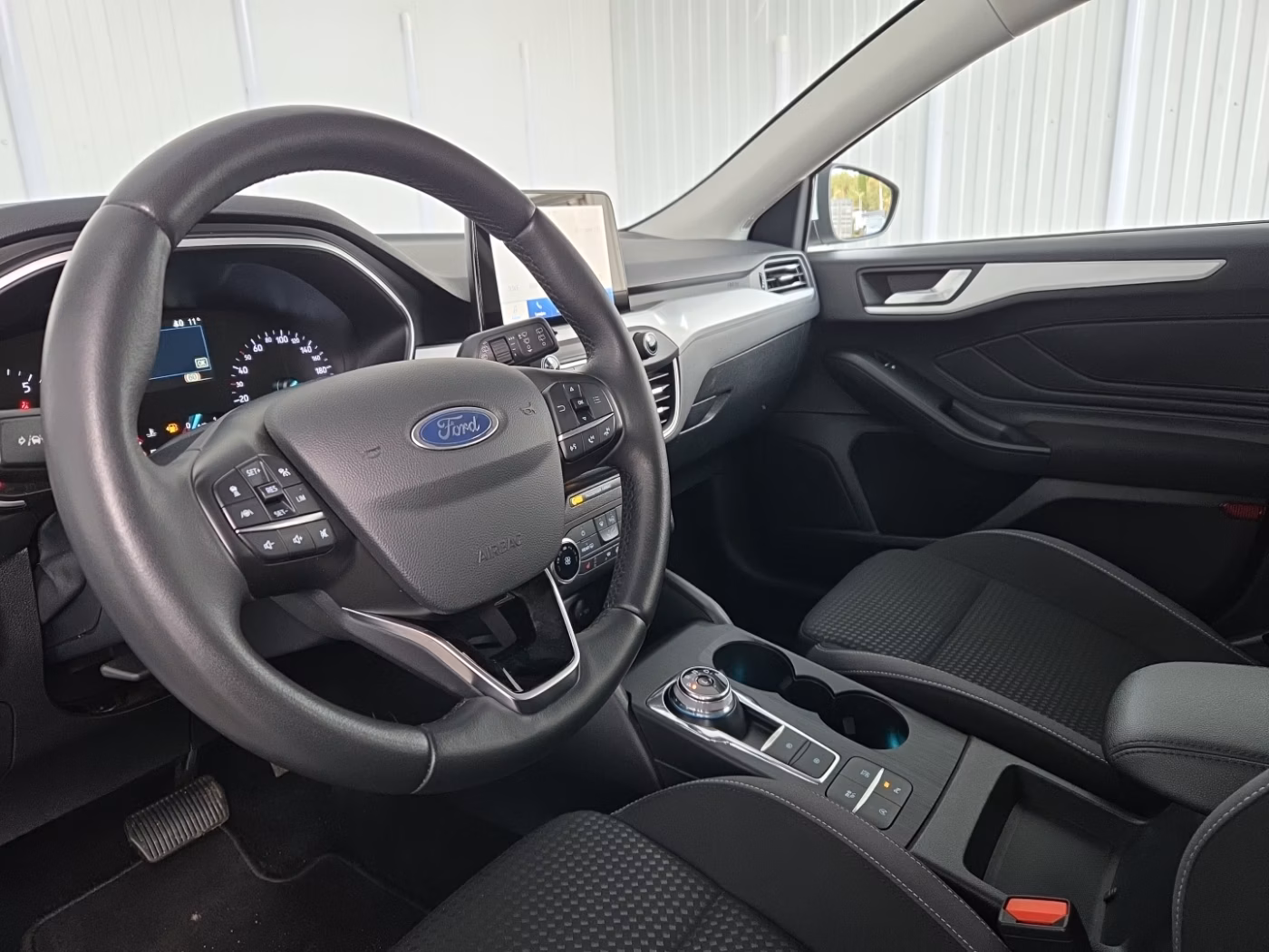 Ford Focus фото 11