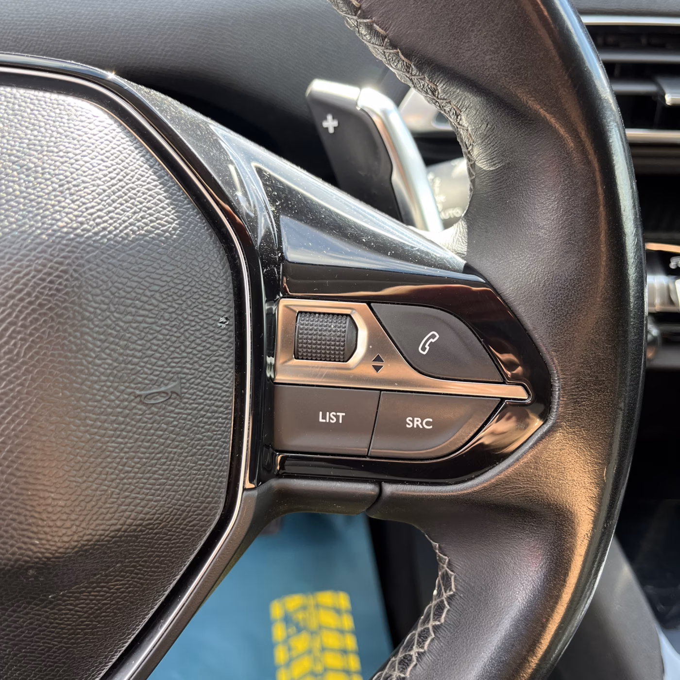 Peugeot 5008 фото 10