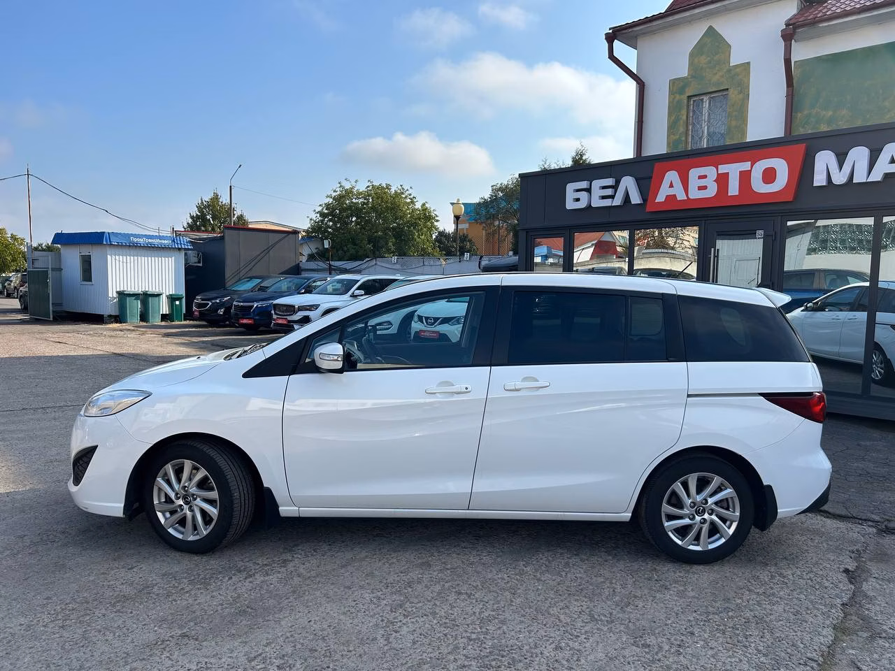 Mazda 5 фото 8