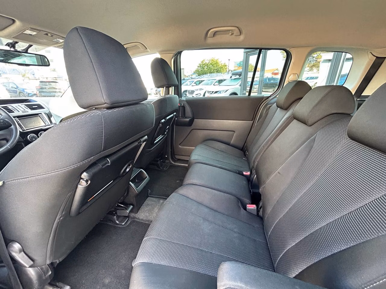 Mazda 5 фото 11