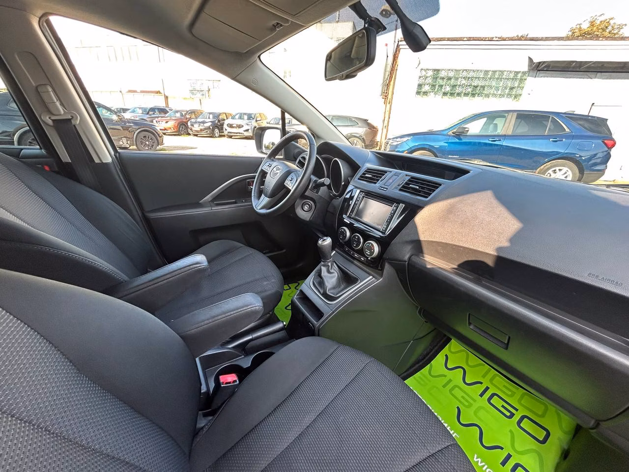 Mazda 5 фото 14