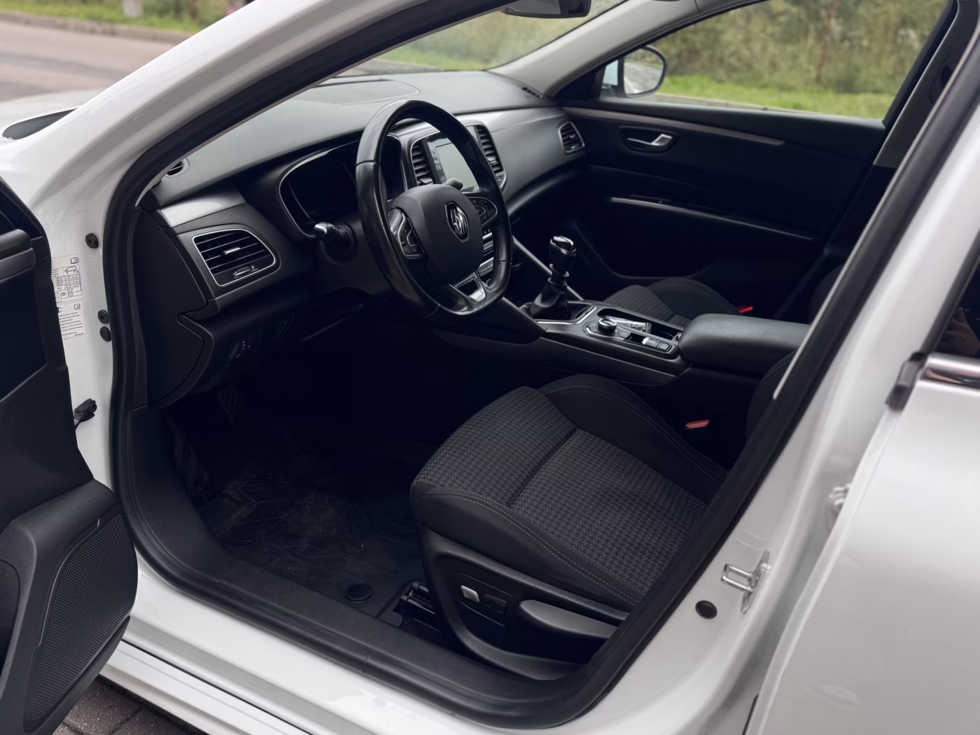 Renault Talisman фото 10