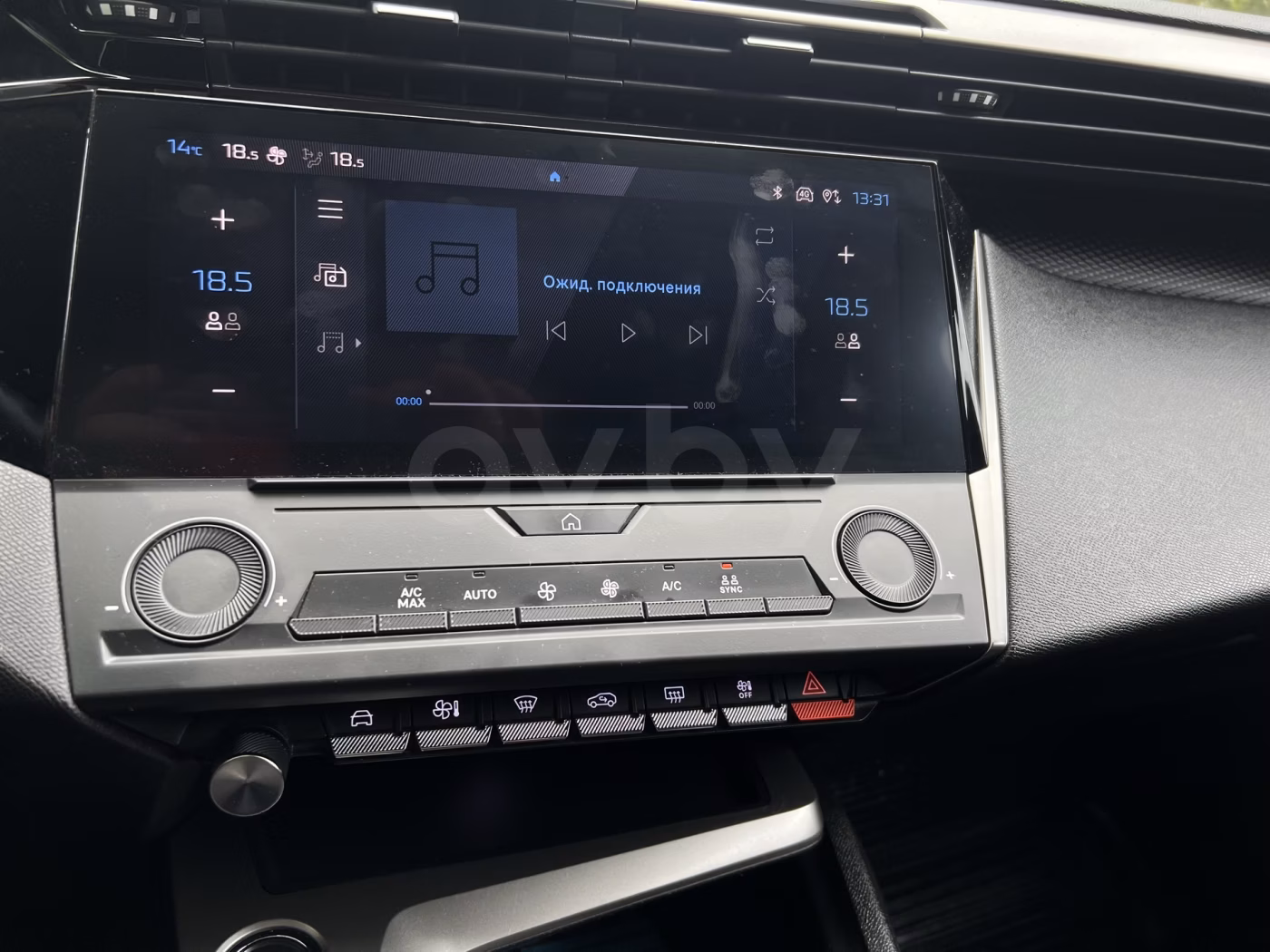 Peugeot 308 фото 16