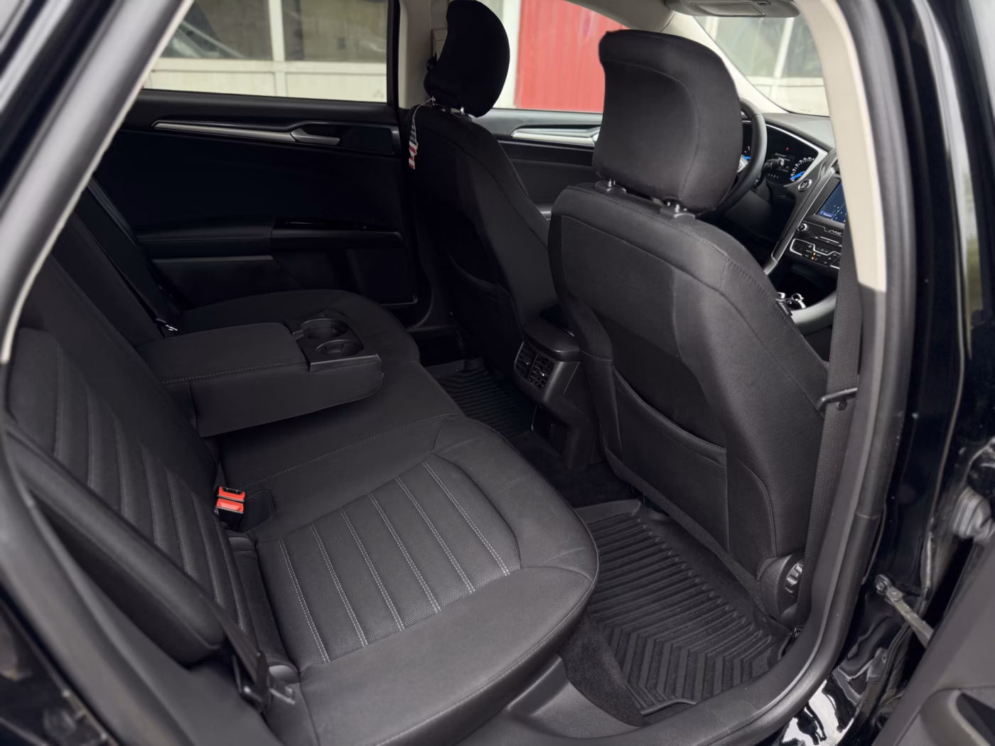 Ford Mondeo фото 17