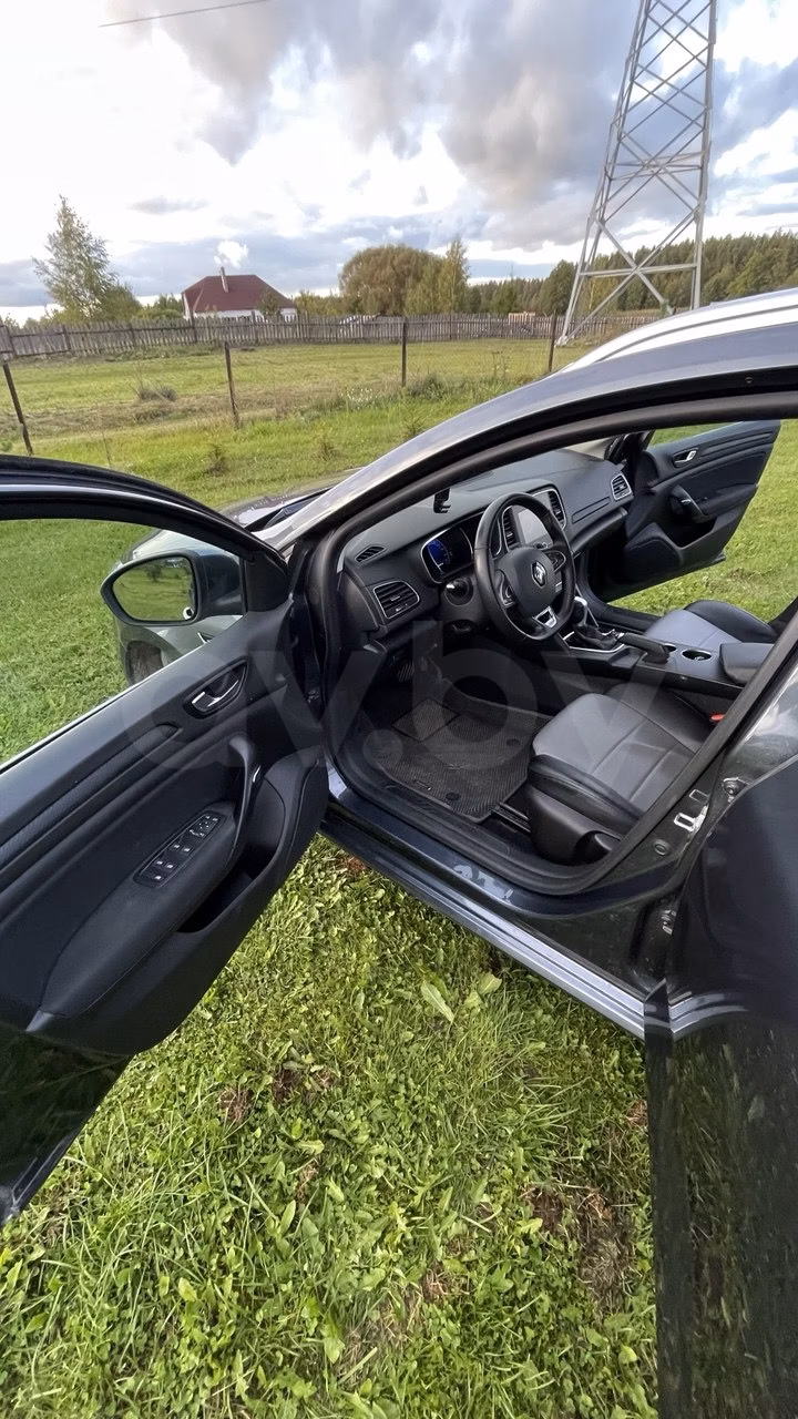 Renault Megane фото 5