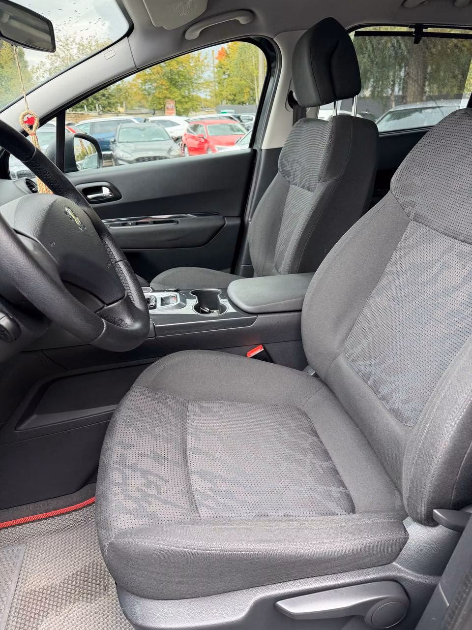 Peugeot 3008 фото 10