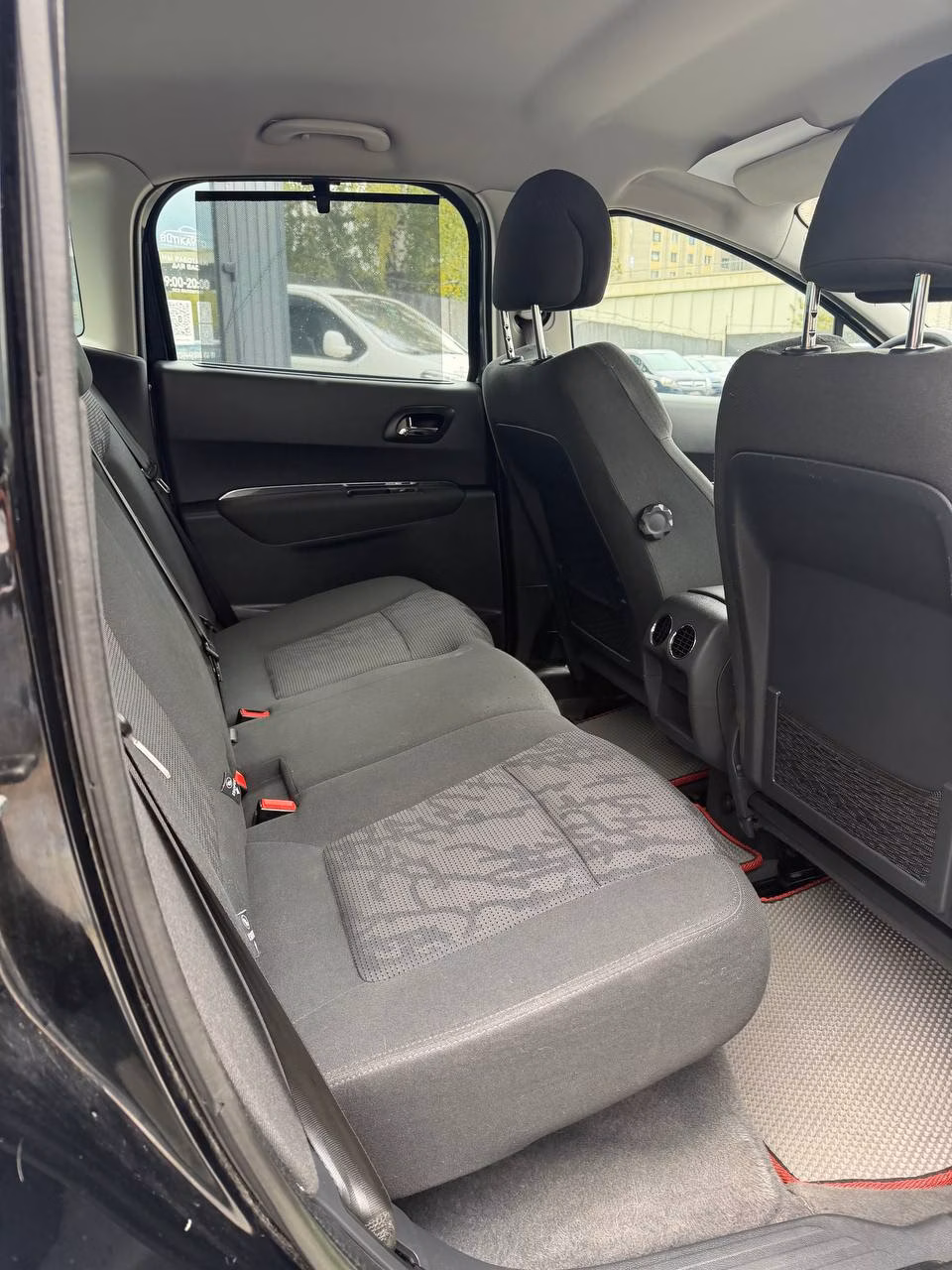 Peugeot 3008 фото 12