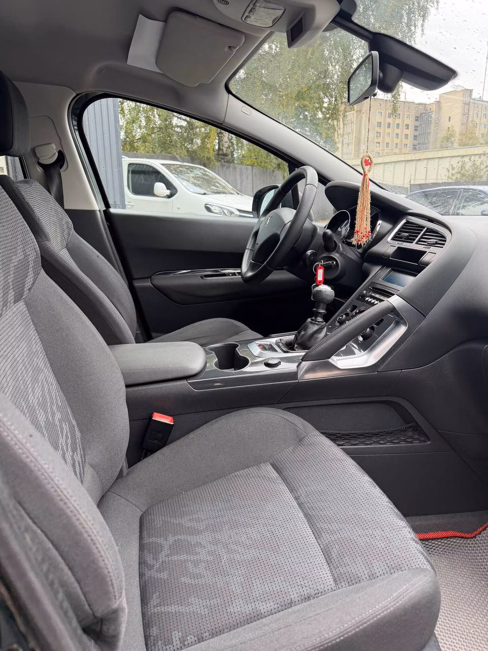 Peugeot 3008 фото 13