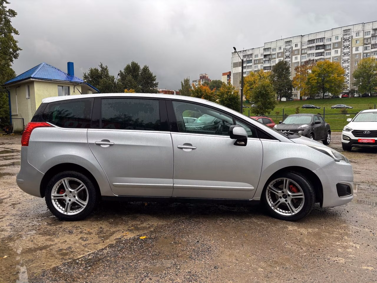 Peugeot 5008 фото 4