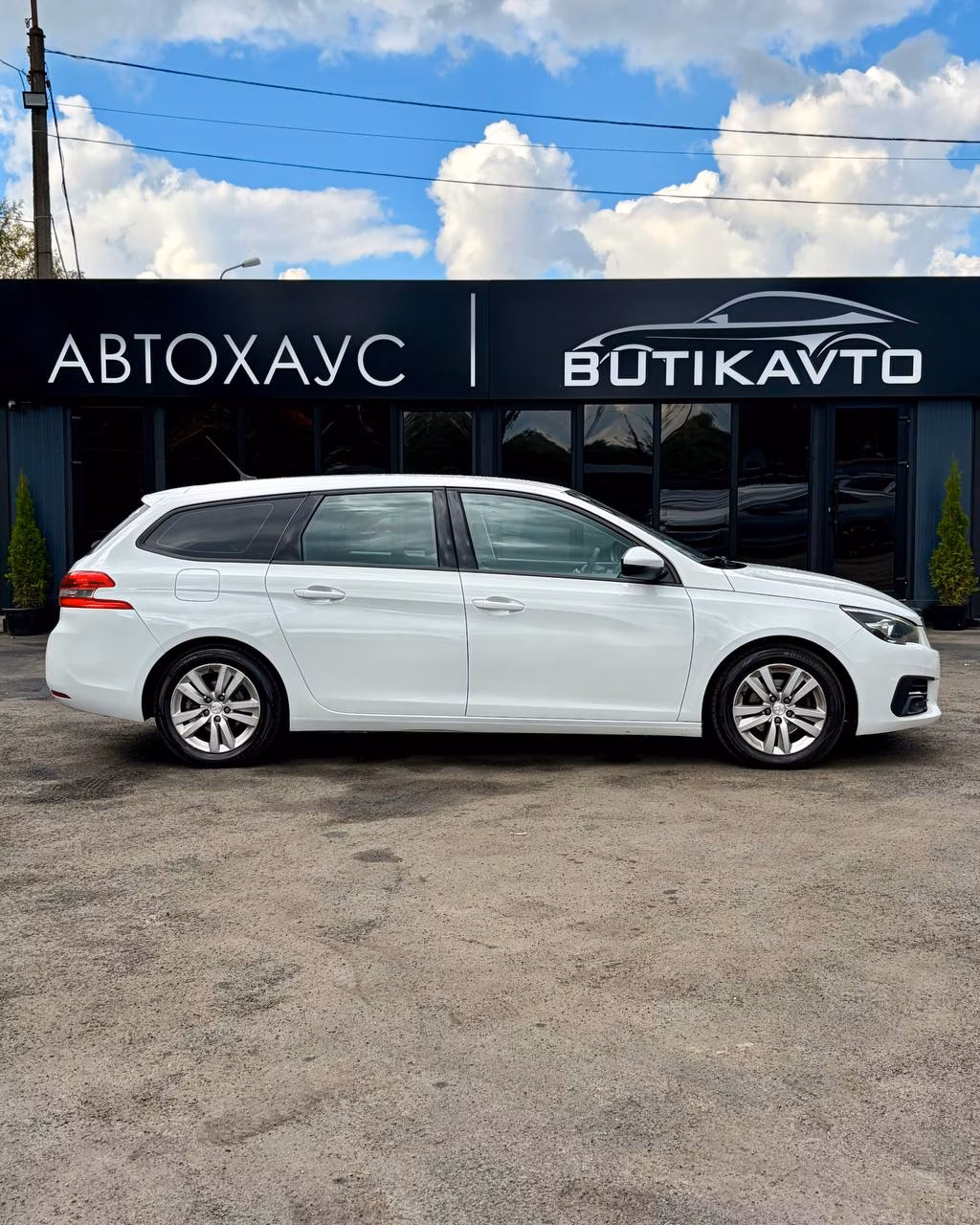 Peugeot 308 фото 8