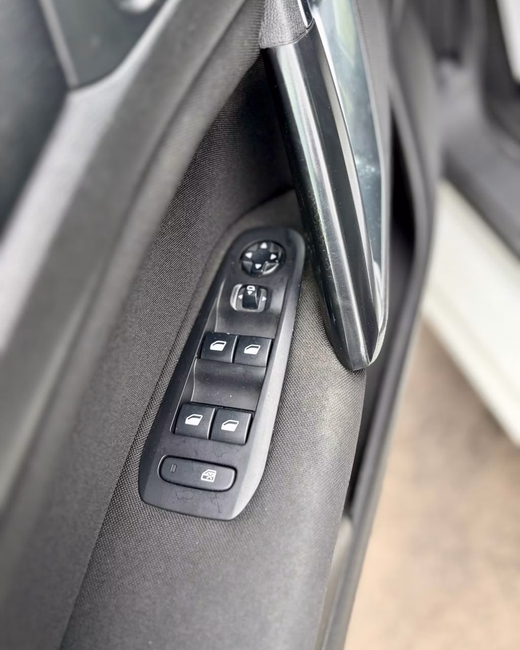 Peugeot 308 фото 19