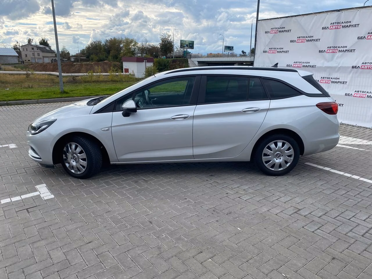 Opel Astra фото 8
