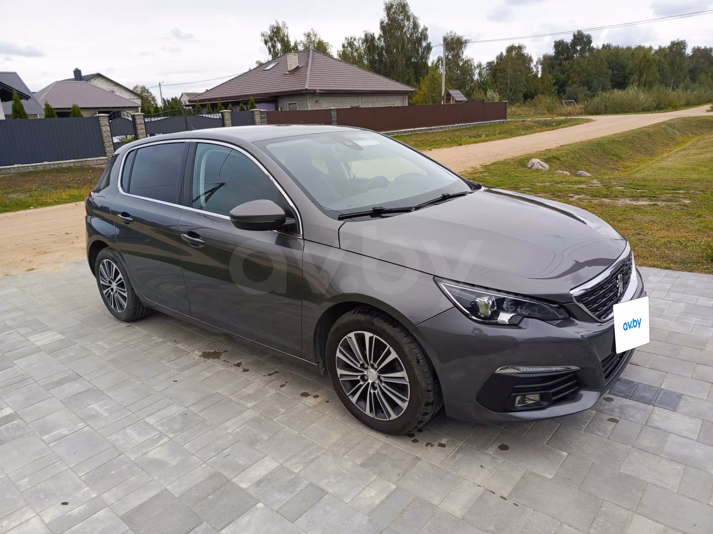 Peugeot 308 фото 3