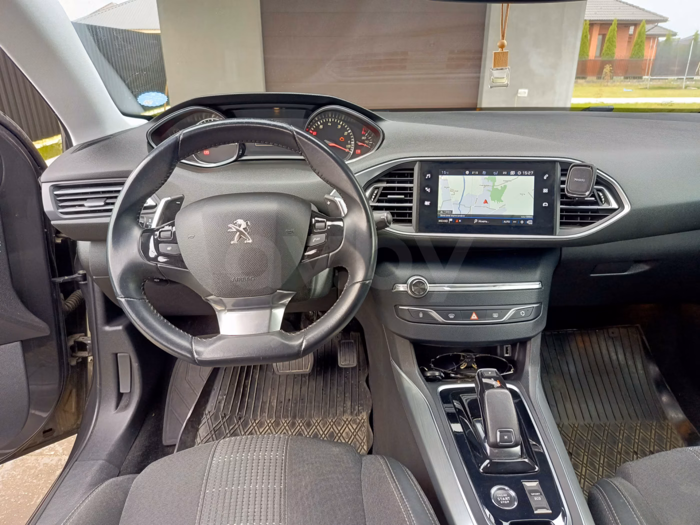 Peugeot 308 фото 9
