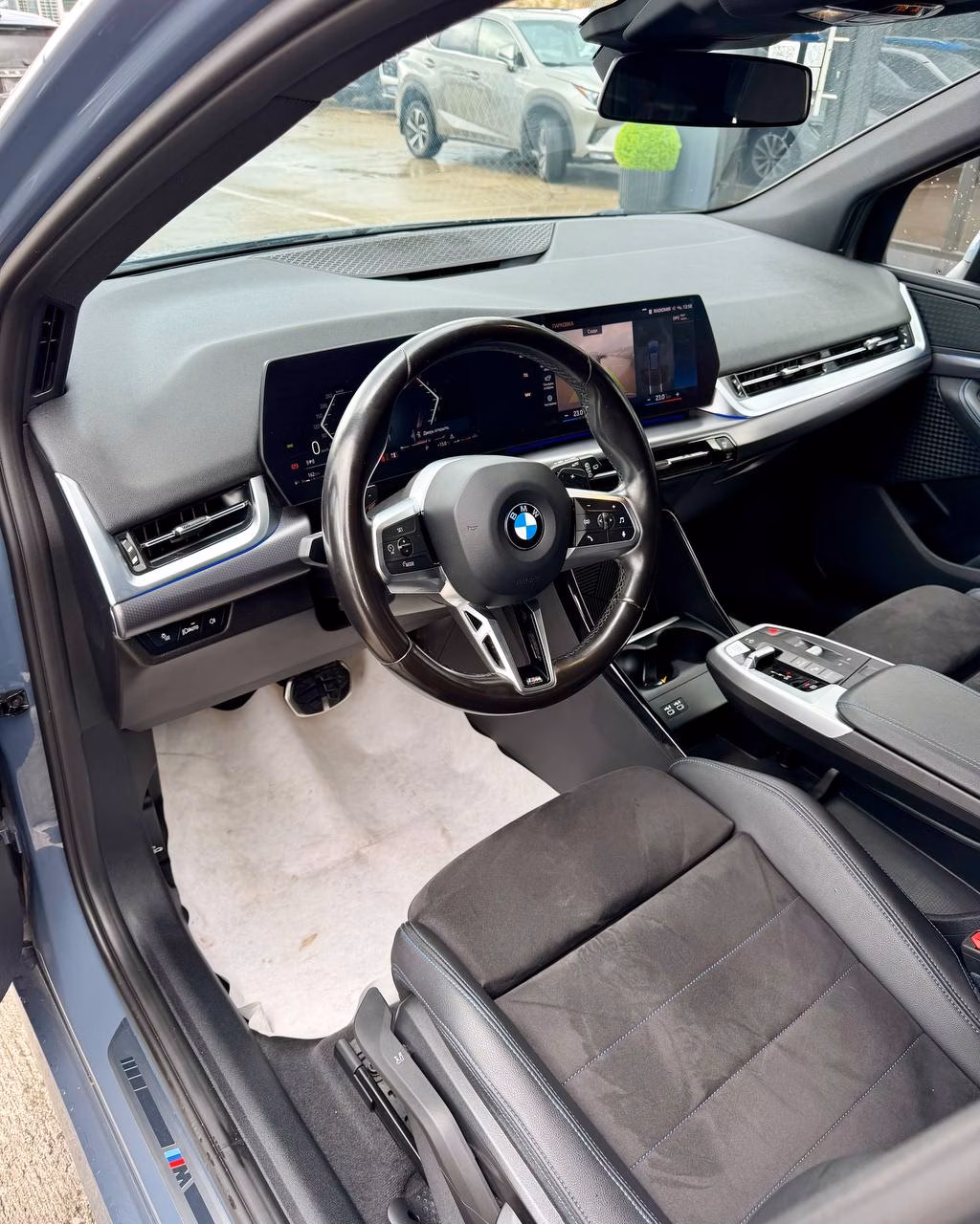 BMW 2 серия Active Tourer фото 16