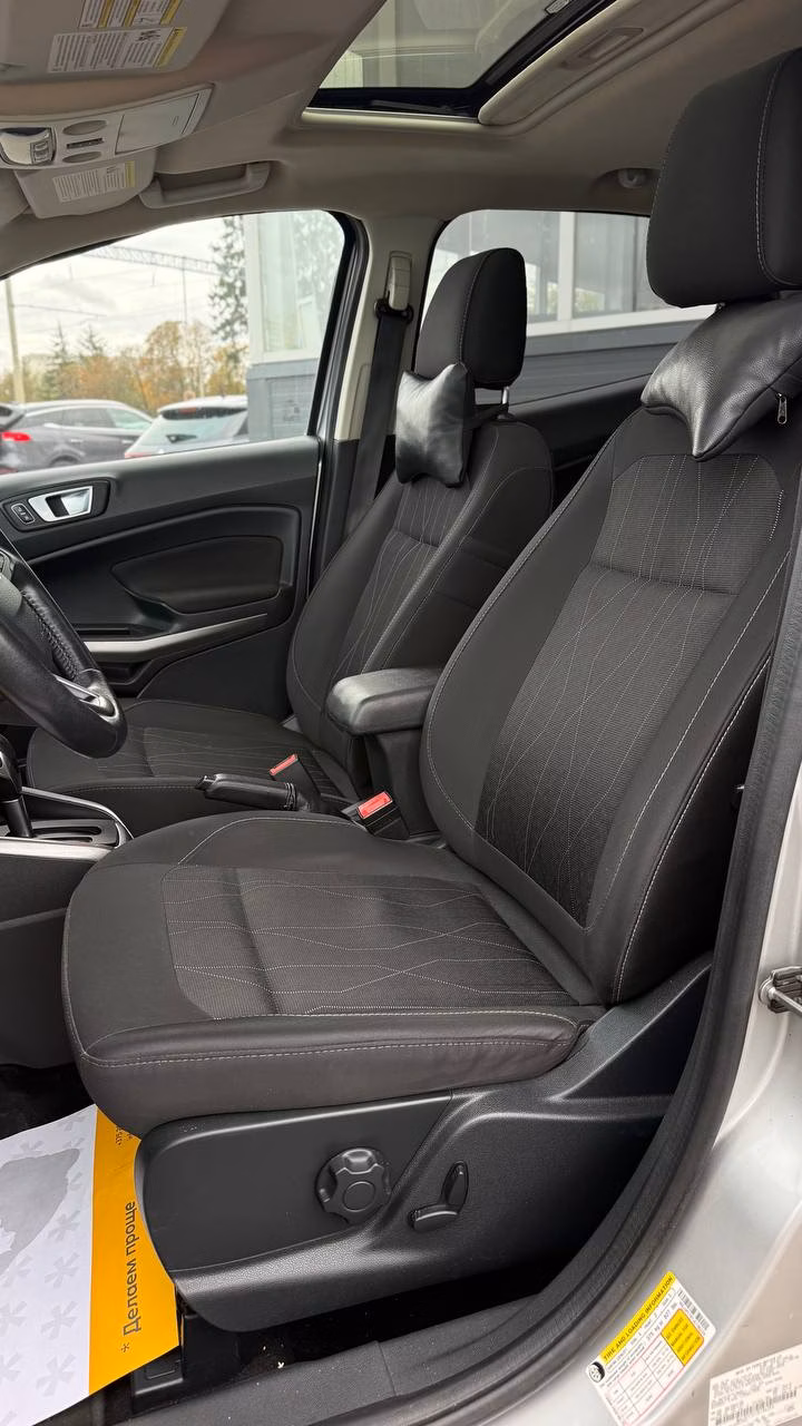 Ford EcoSport фото 15