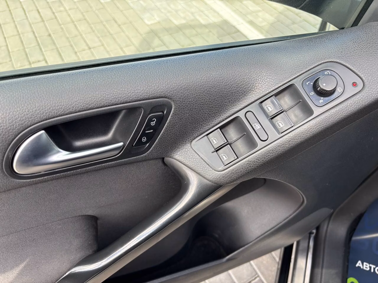 Volkswagen Tiguan фото 9