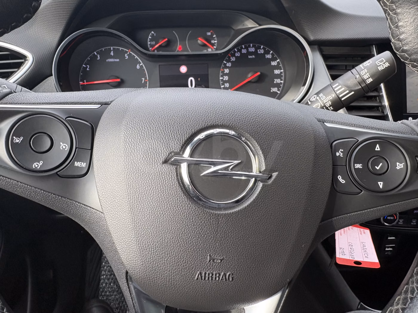 Opel Crossland X фото 18