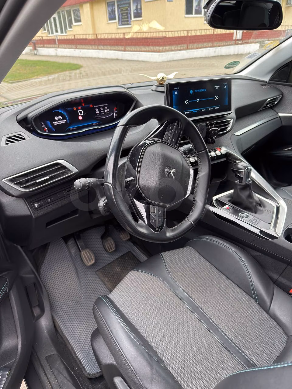 Peugeot 5008 фото 4