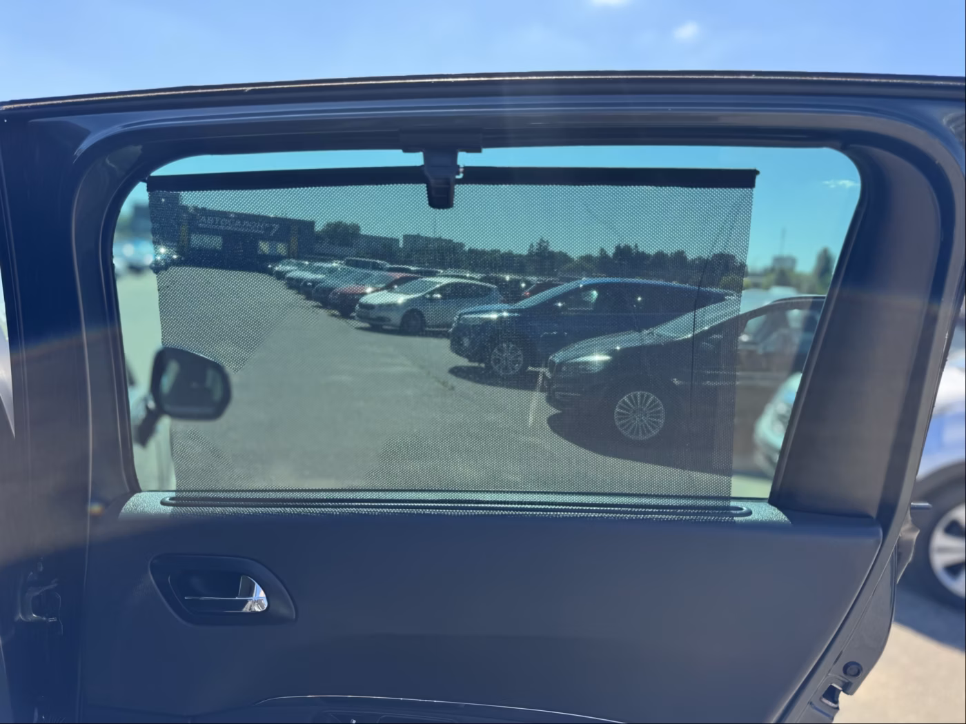 Peugeot 5008 фото 11