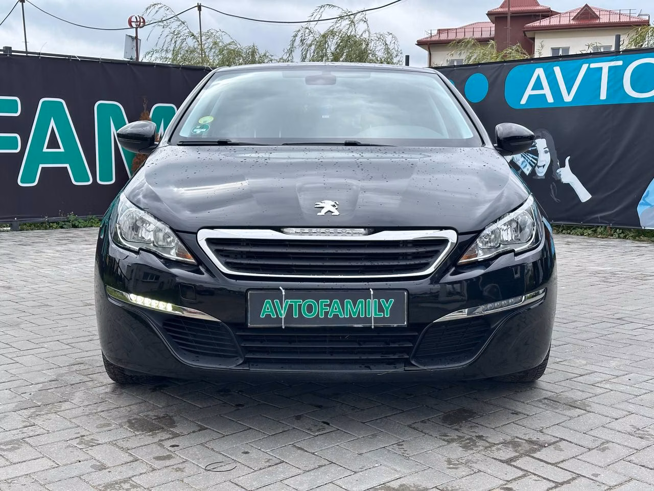 Peugeot 308 фото 2