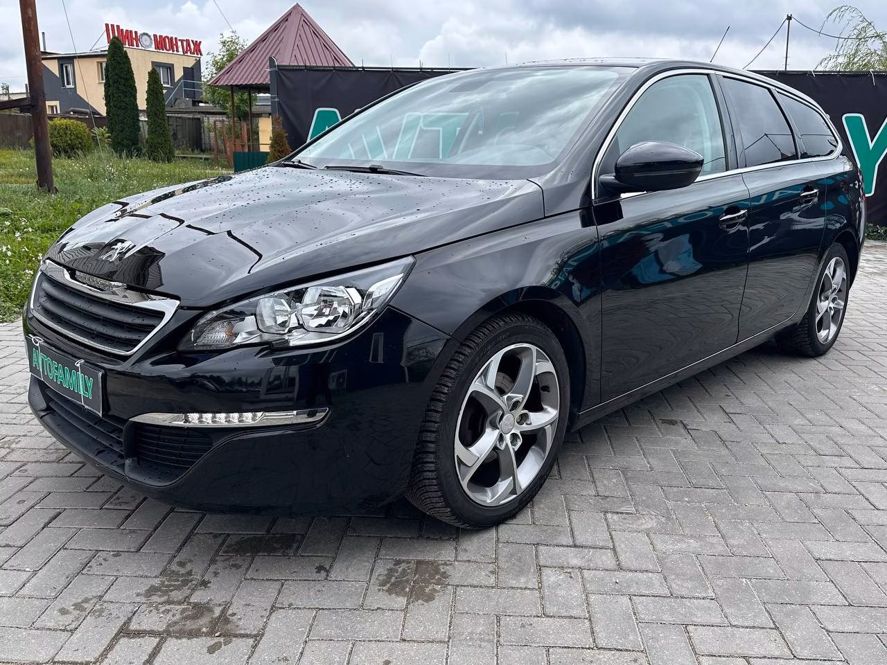 Peugeot 308 фото 3