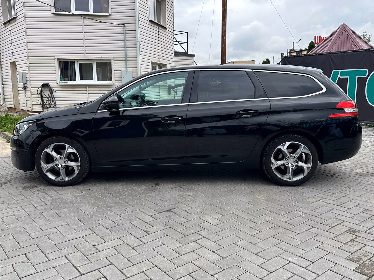 Peugeot 308 фото 4