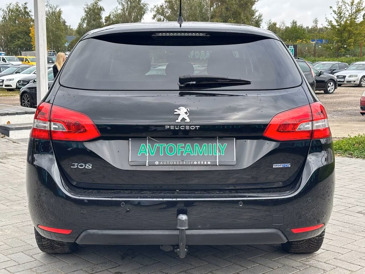 Peugeot 308 фото 6