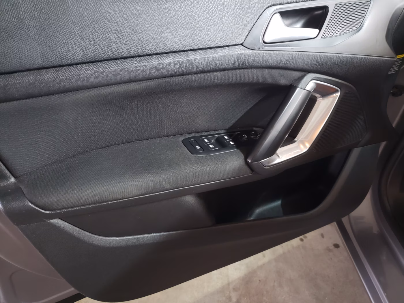 Peugeot 308 фото 11