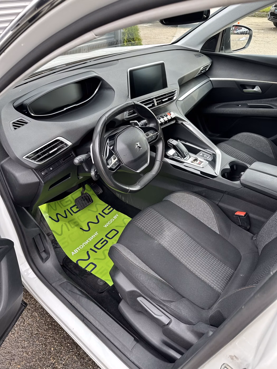 Peugeot 3008 фото 12