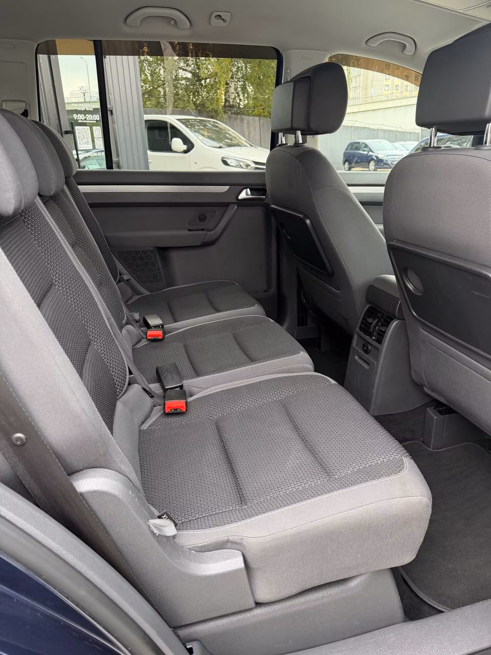 Volkswagen Touran фото 12