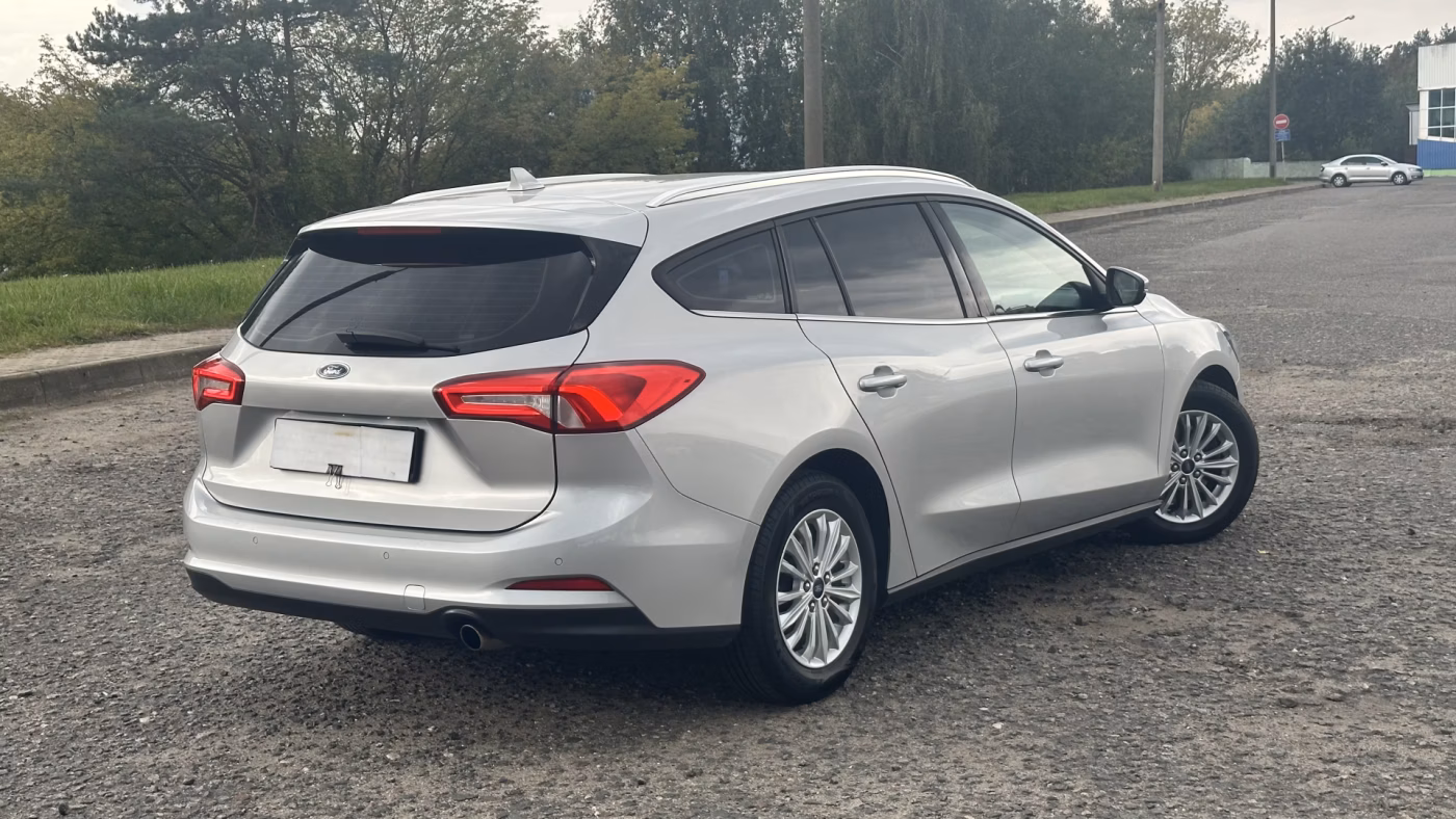 Ford Focus фото 9