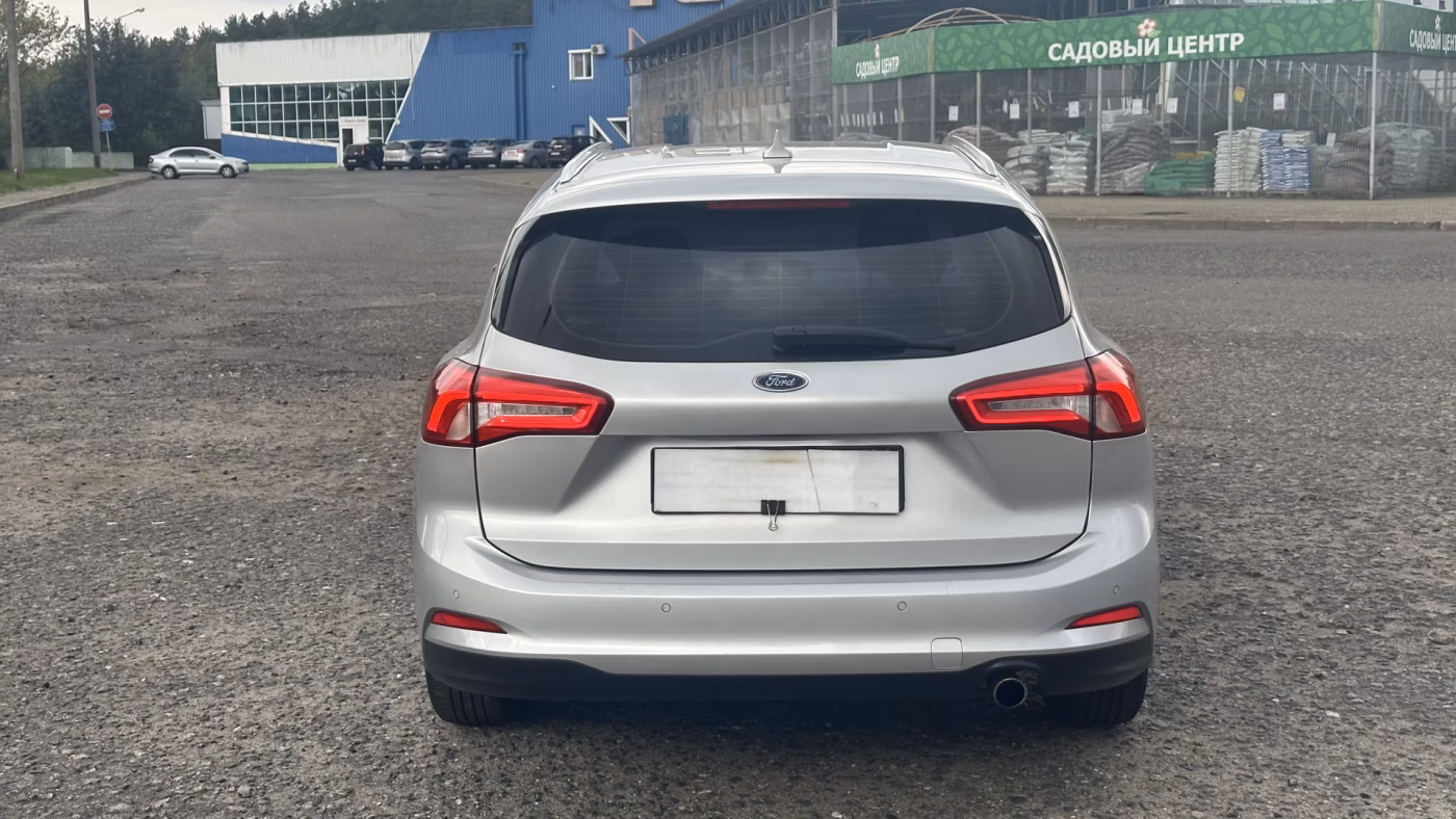 Ford Focus фото 10