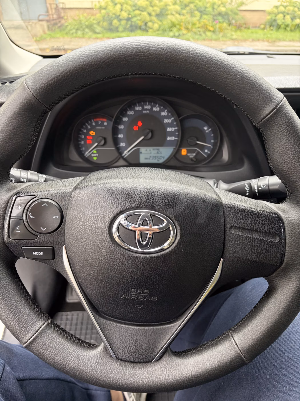 Toyota Corolla фото 9