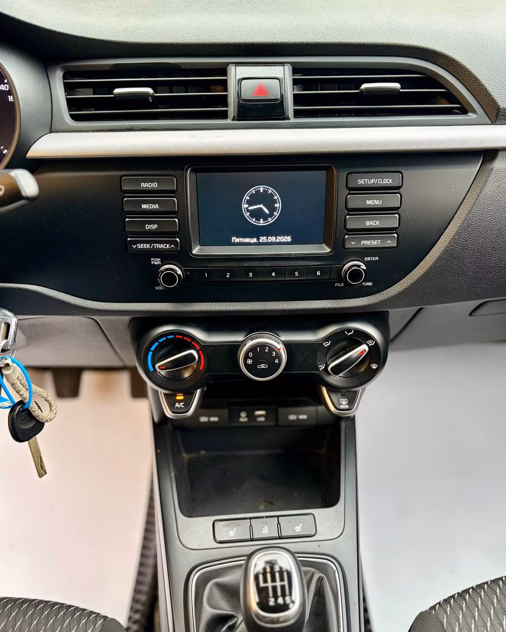 Kia Rio фото 16