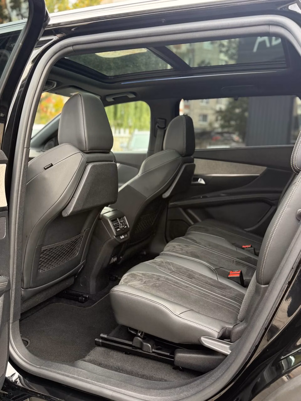 Peugeot 5008 фото 12