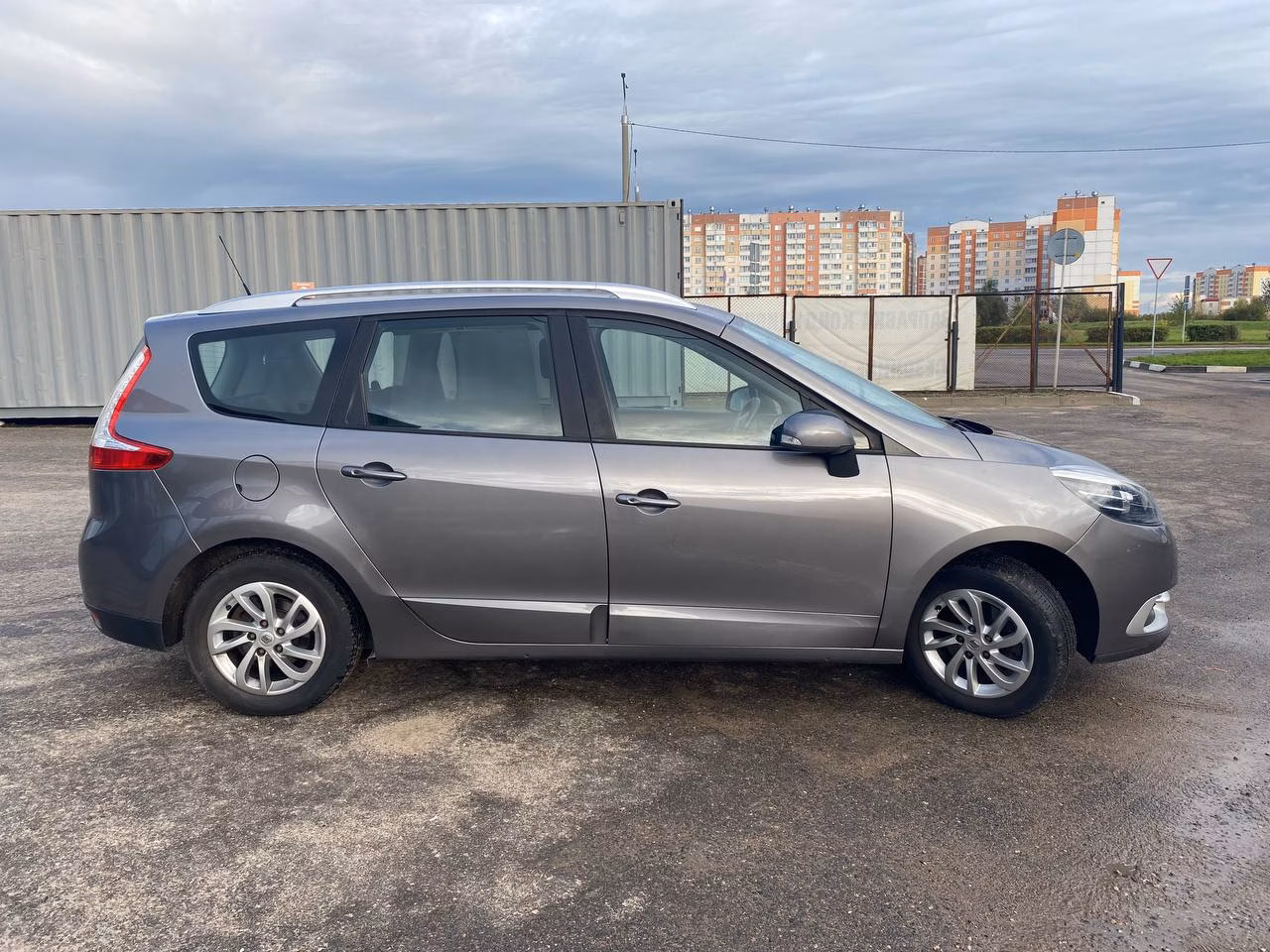 Renault Grand Scenic фото 4
