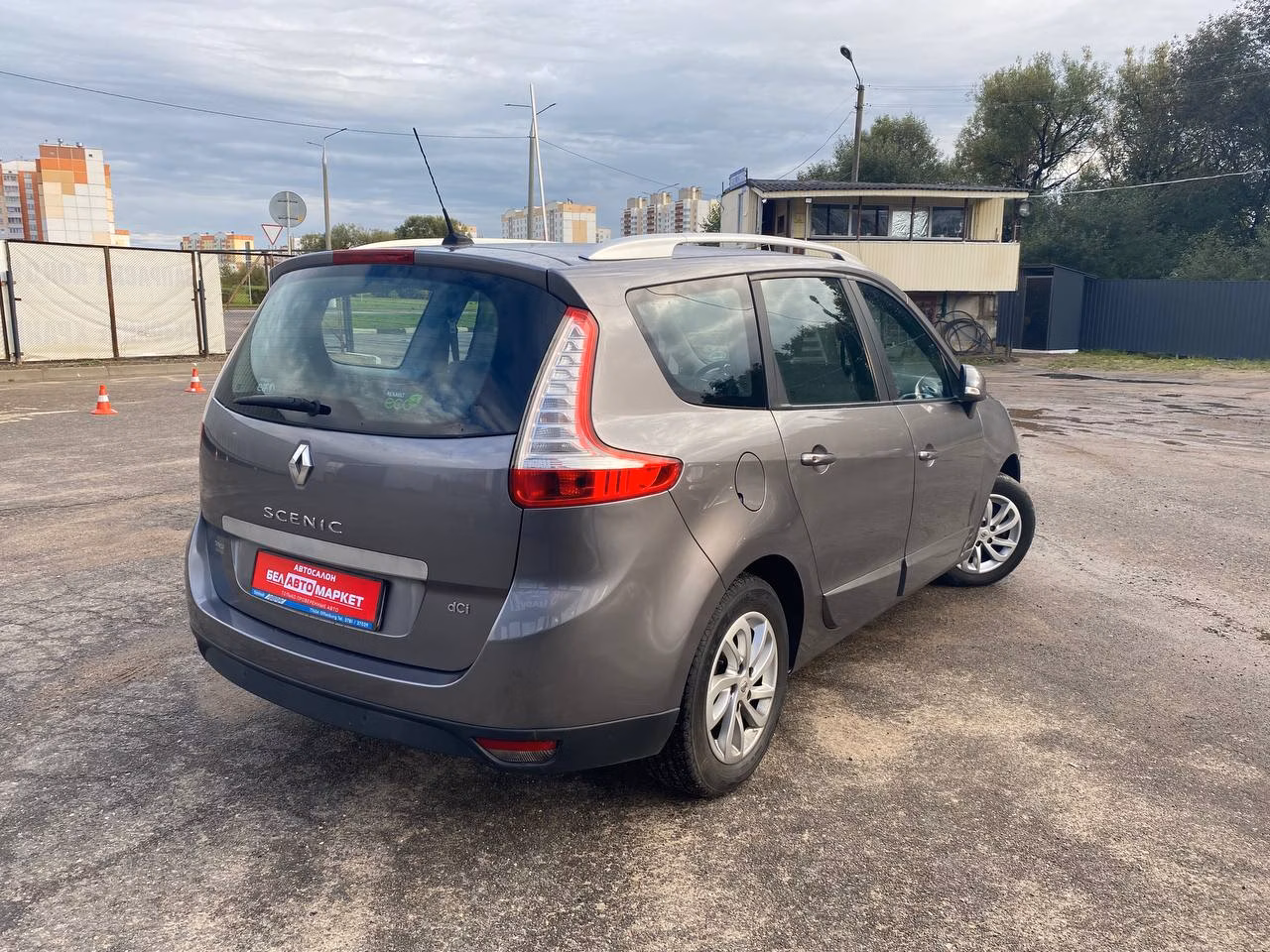 Renault Grand Scenic фото 5