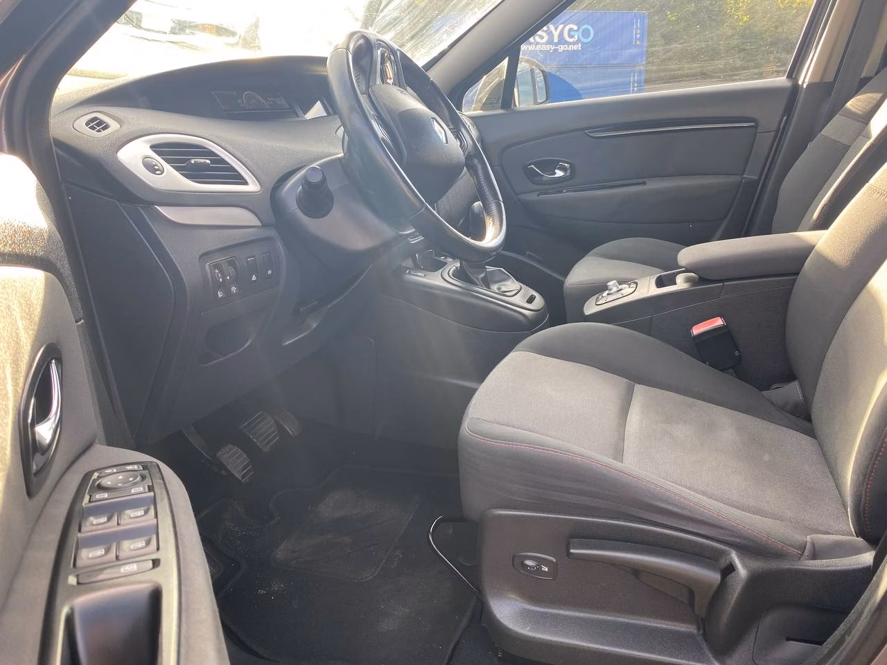 Renault Grand Scenic фото 9
