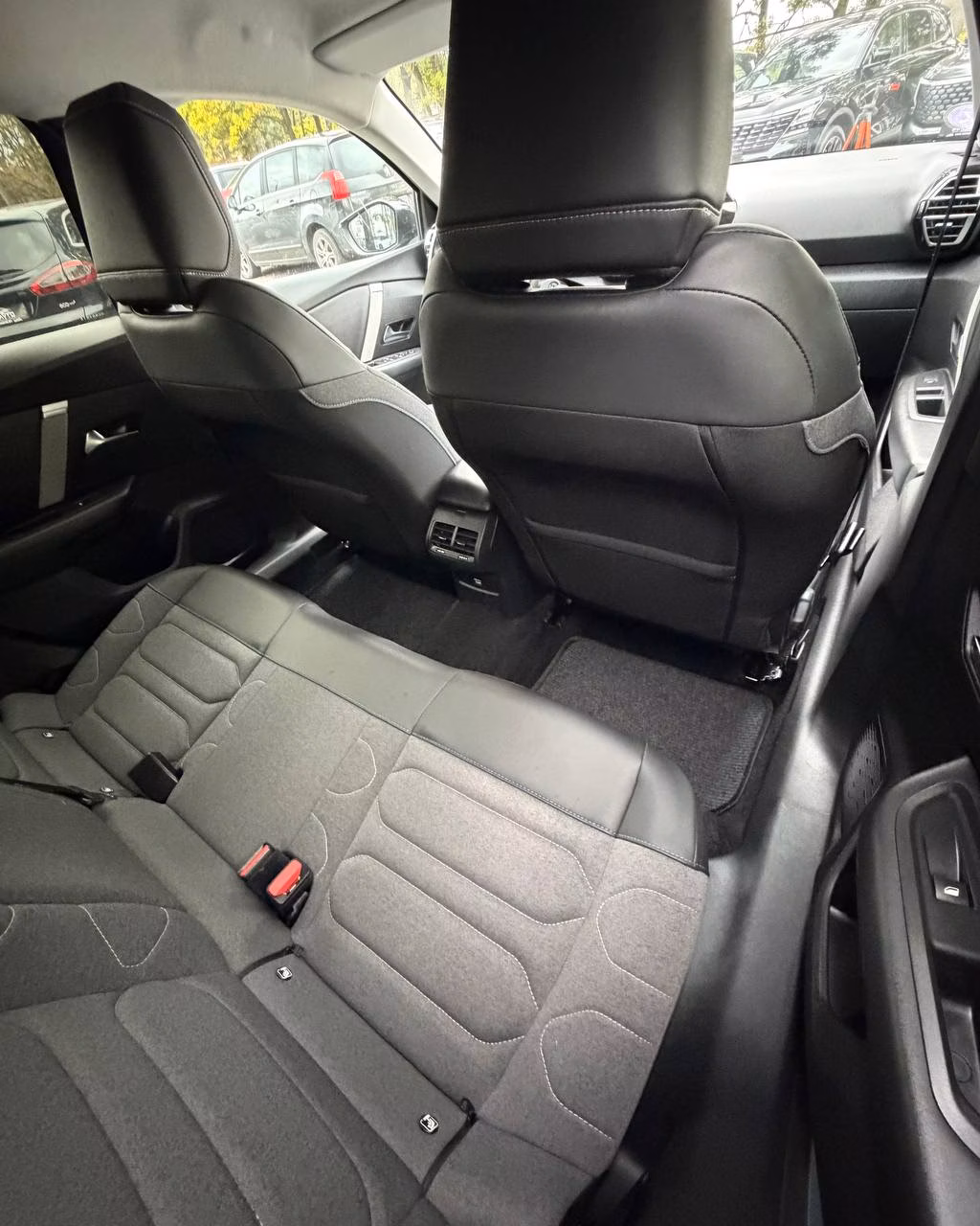 Citroen C4 фото 11