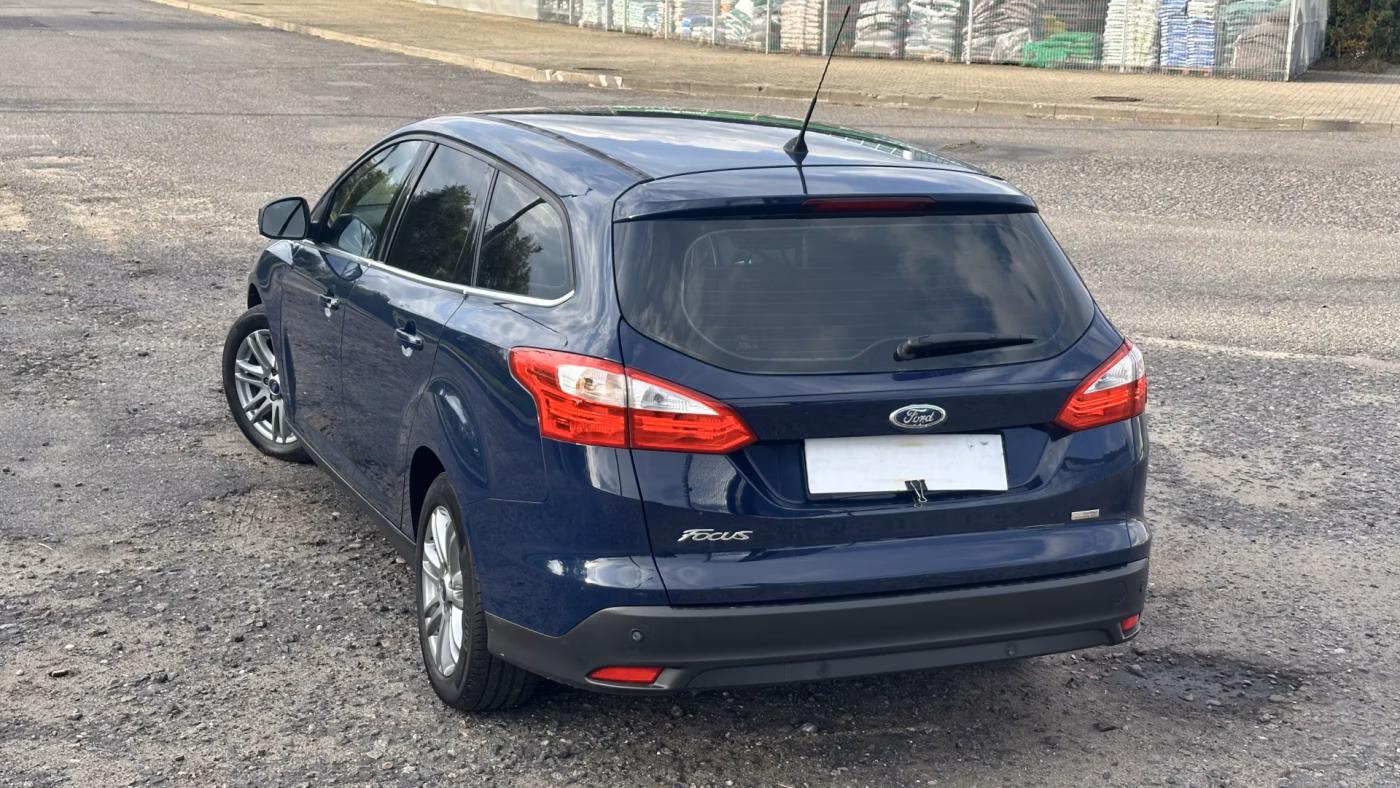 Ford Focus фото 10