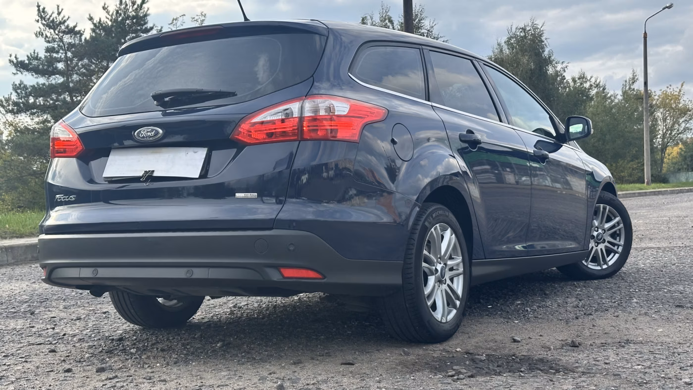 Ford Focus фото 12