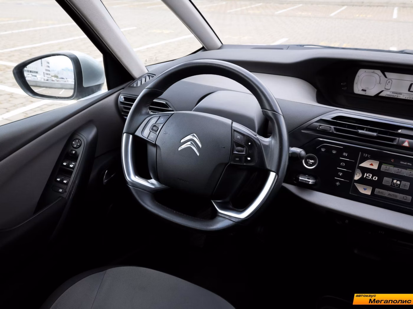 Citroen C4 Picasso фото 7