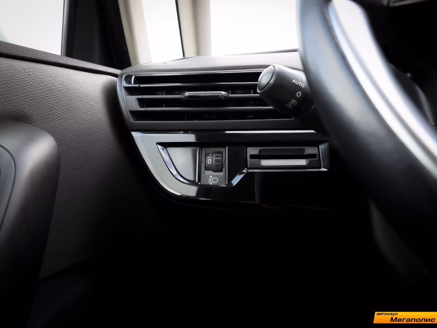 Citroen C4 Picasso фото 13