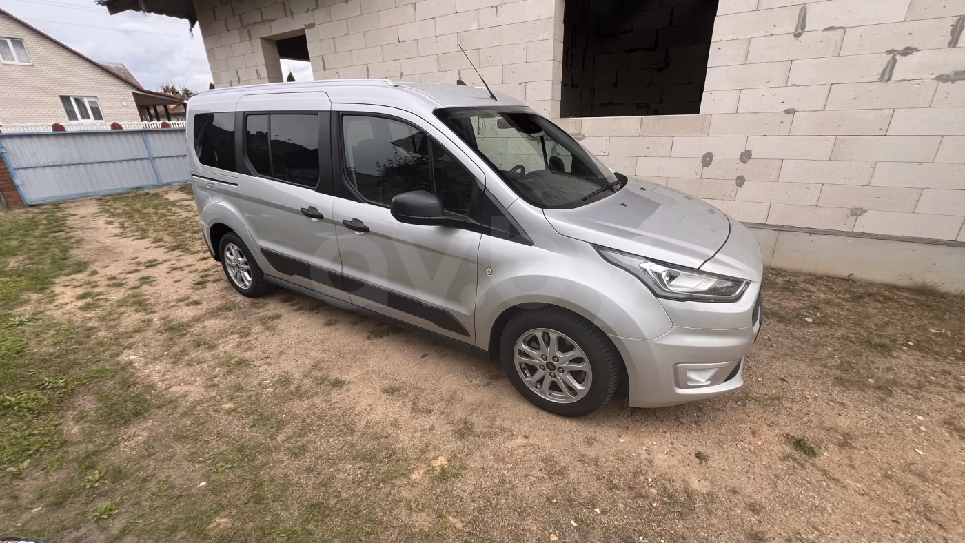 Ford Tourneo Connect фото 2