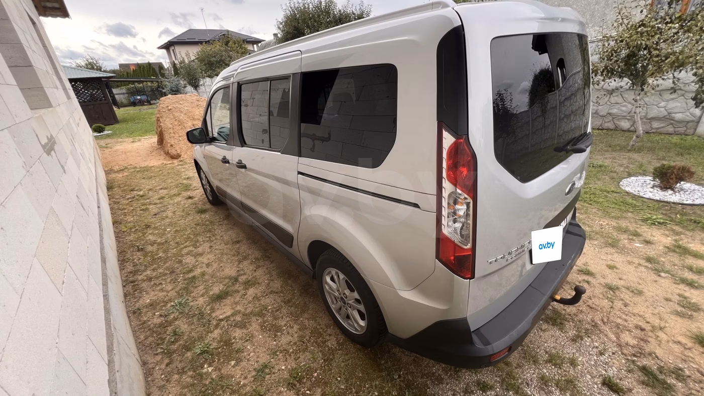 Ford Tourneo Connect фото 5