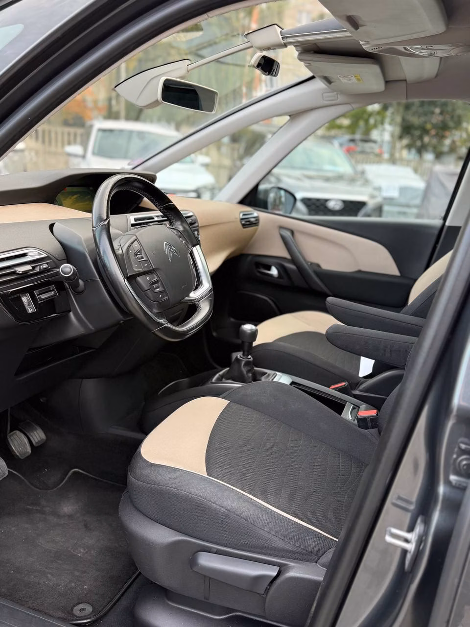Citroen C4 Grand Picasso фото 9