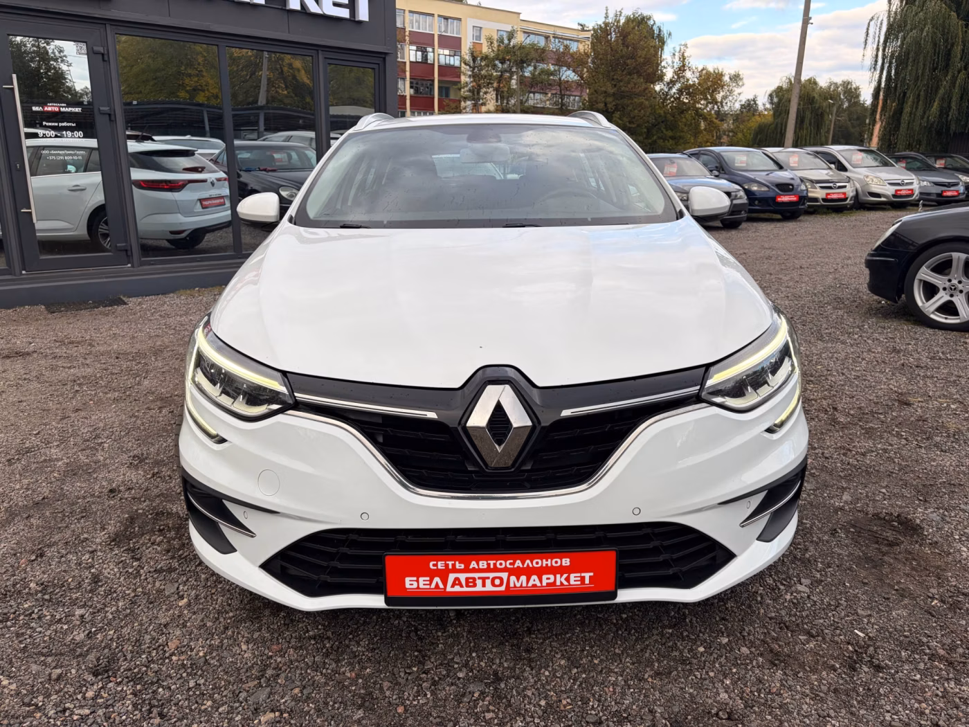 Renault Megane фото 2